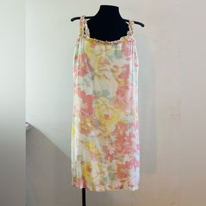 GB mini dress. For spring or summer use.